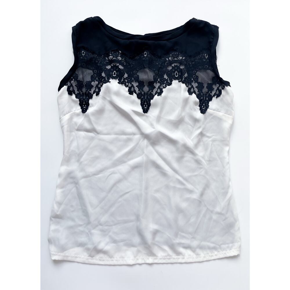 Women's White and Black Lace Whimsigoth Layering Tank Top Y2K Size Medium